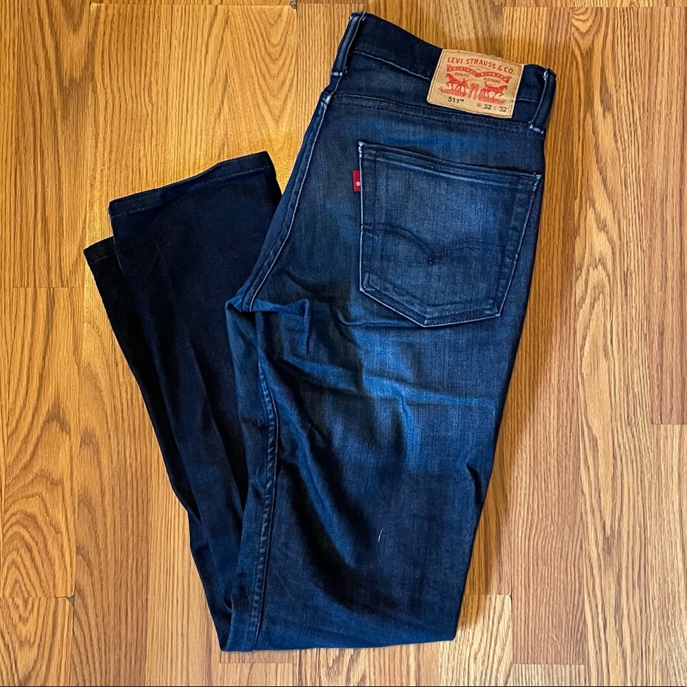 Levi 511 dark wash straight leg jeans 32x32